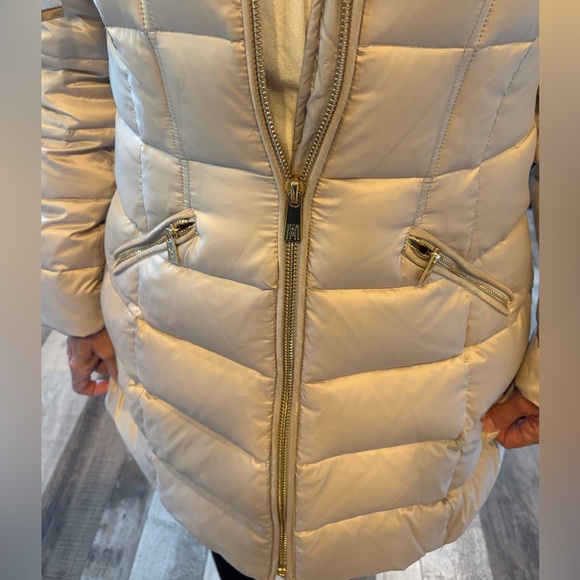 Puffer Coat - Picture 6 of 7